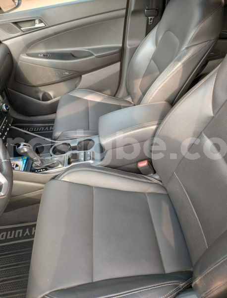 Big with watermark hyundai tucson maritime lome 11076