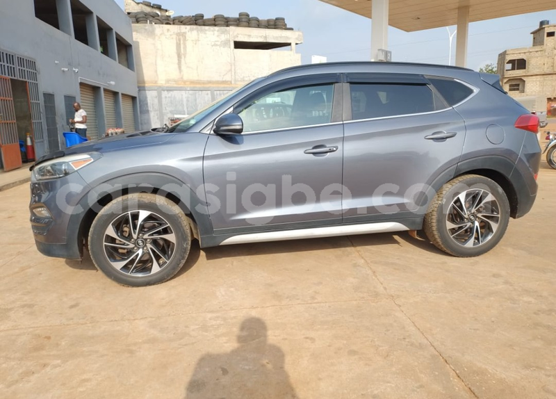Big with watermark hyundai tucson maritime lome 11076