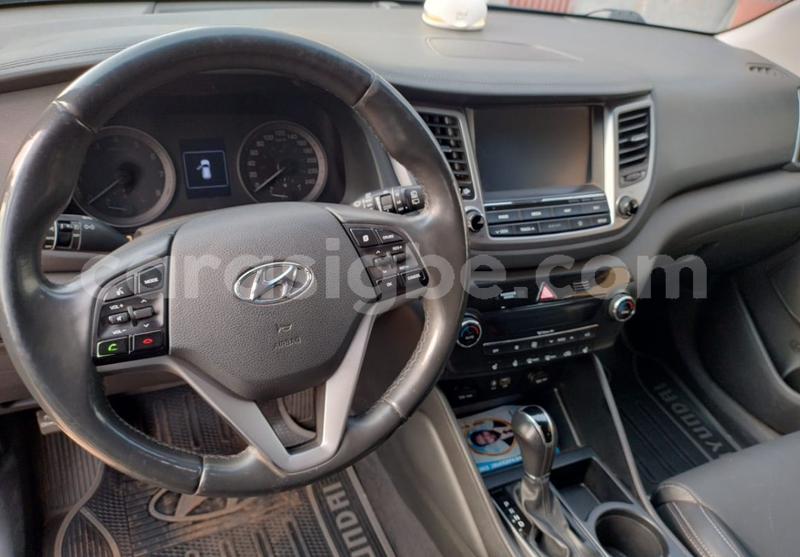 Big with watermark hyundai tucson maritime lome 11076