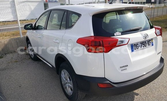 Buy Used Toyota RAV4 White Car in Lome in Maritime Buy Used Toyota RAV4 White Car in Lome in Maritime