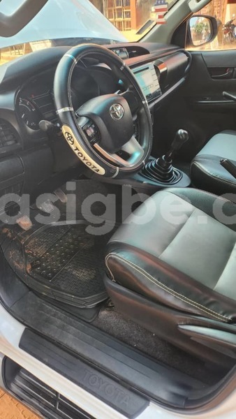 Big with watermark toyota hilux maritime lome 11083