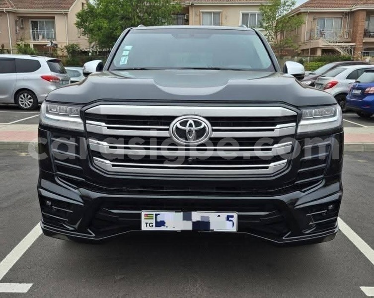 Big with watermark toyota land cruiser maritime lome 11088