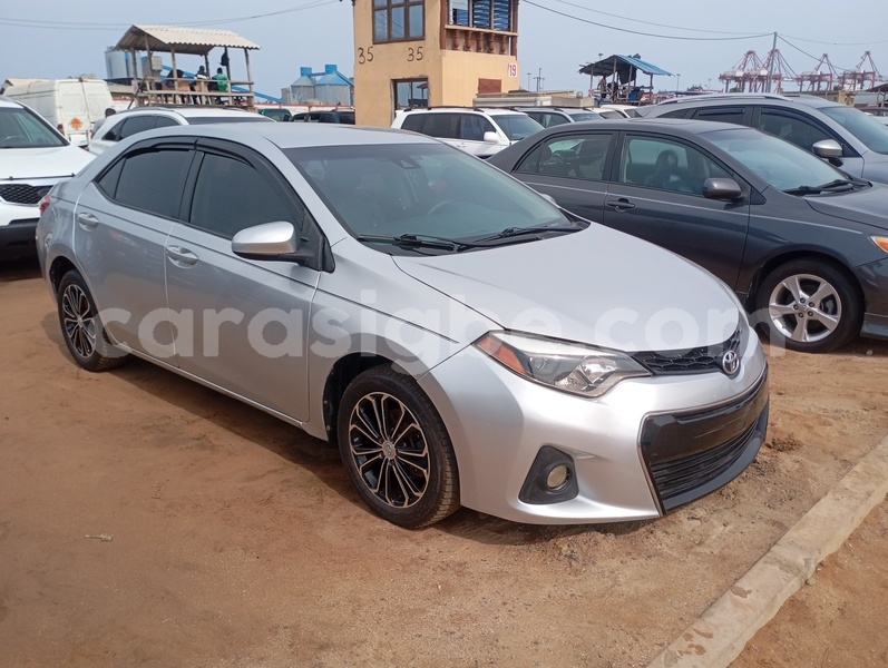 Big with watermark toyota corolla maritime lome 11095