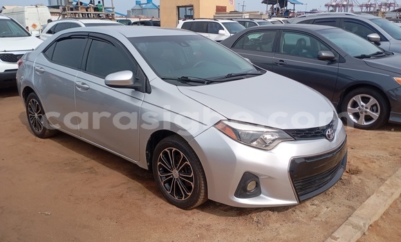 Acheter Occasion Voiture Toyota Corolla Gris à Lomé, Maritime