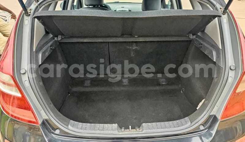 Big with watermark hyundai i30 maritime lome 11100