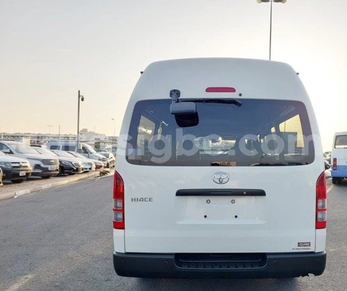 Big with watermark toyota hiace maritime lome 11103