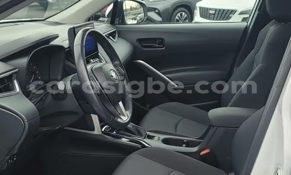 Acheter Occasion Voiture Toyota Corolla Cross Blanc à Lomé, Maritime Acheter Occasion Voiture Toyota Corolla Cross Blanc à Lomé, Maritime