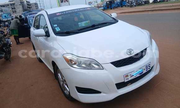 Buy Used Toyota Matrix White Car in Lome in Togo Buy Used Toyota Matrix White Car in Lome in Togo