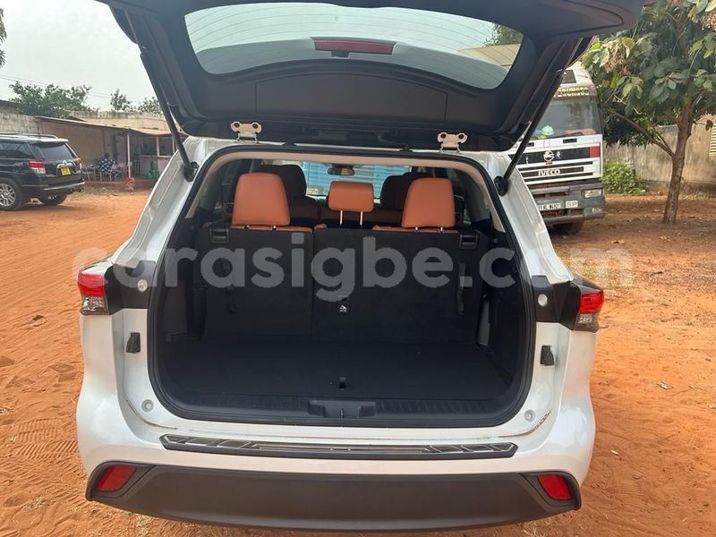 Big with watermark toyota highlander togo lome 11124