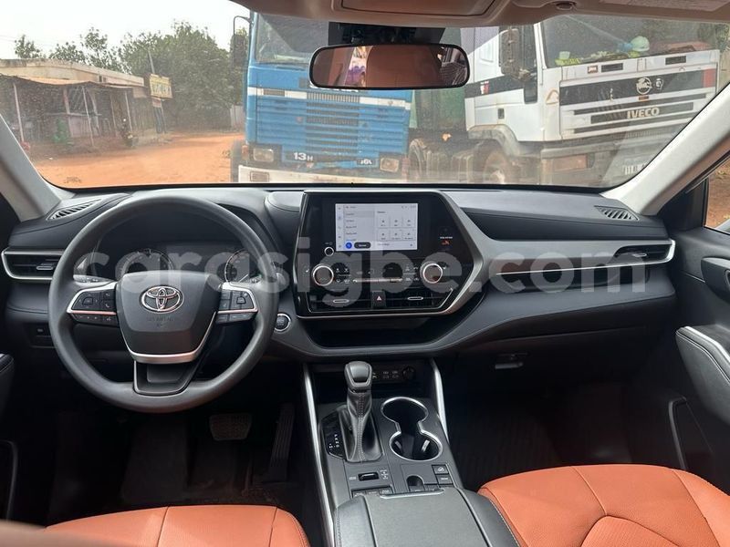 Big with watermark toyota highlander togo lome 11124