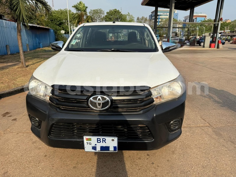Big with watermark toyota hilux west africa lome 11128
