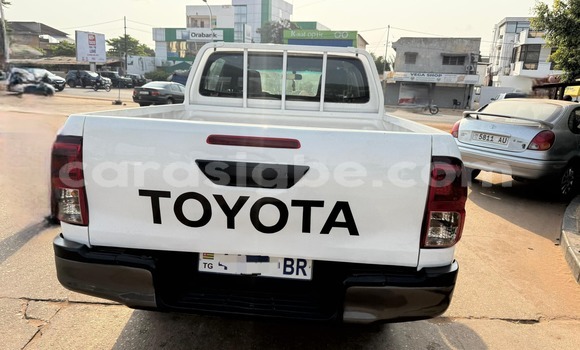 Buy Used Toyota Hilux Other Car in Lome in West africa Buy Used Toyota Hilux Other Car in Lome in West africa