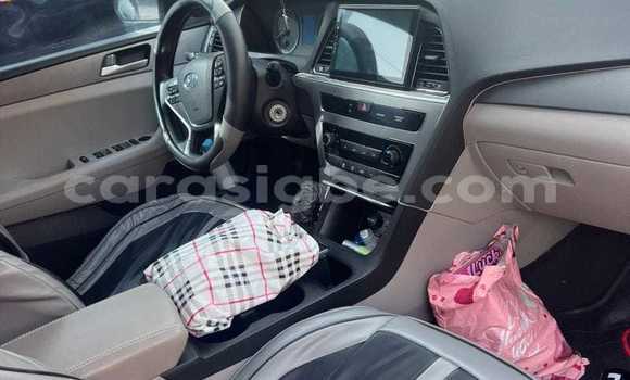 Buy Used Hyundai Sonata Silver Car in Lome in West africa Buy Used Hyundai Sonata Silver Car in Lome in West africa