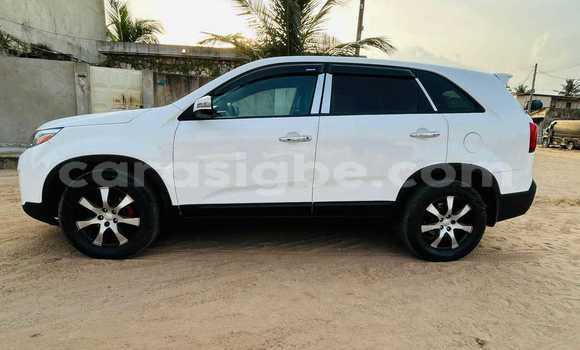 Acheter Occasion Voiture Kia Sorento Blanc à Lomé, Togo Acheter Occasion Voiture Kia Sorento Blanc à Lomé, Togo