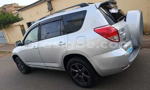 Buy Used Toyota RAV4 Silver Car in Lome in Maritime Buy Used Toyota RAV4 Silver Car in Lome in Maritime