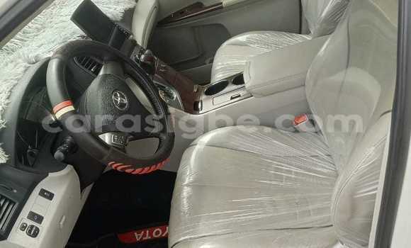 Buy Used Toyota Venza White Car in Lome in Maritime Buy Used Toyota Venza White Car in Lome in Maritime