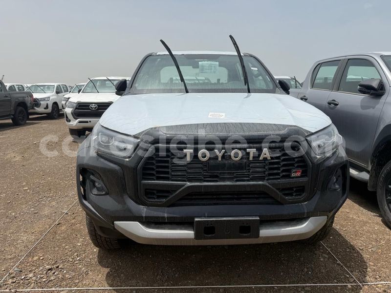 Big with watermark toyota hilux west africa lome 11161
