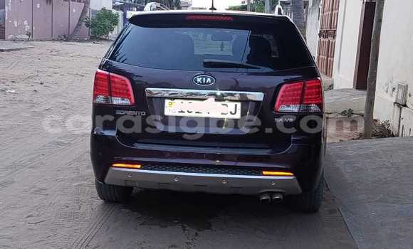 Acheter Occasion Voiture Kia Sorento Rouge à Lomé, Togo Acheter Occasion Voiture Kia Sorento Rouge à Lomé, Togo