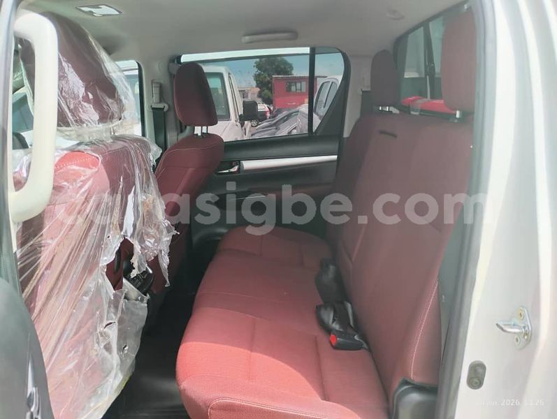 Big with watermark toyota hilux togo lome 11164