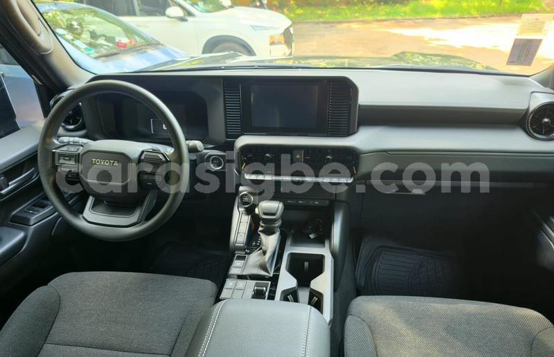Big with watermark toyota land cruiser west africa lome 11208