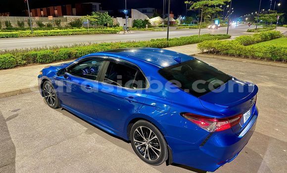 Acheter Import Voiture Toyota Camry Bleu à Lomé, Maritime Acheter Import Voiture Toyota Camry Bleu à Lomé, Maritime