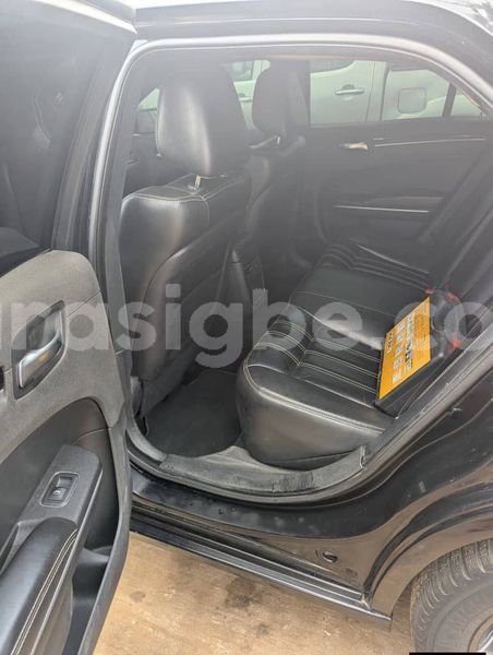 Big with watermark chrysler 300 maritime lome 11228