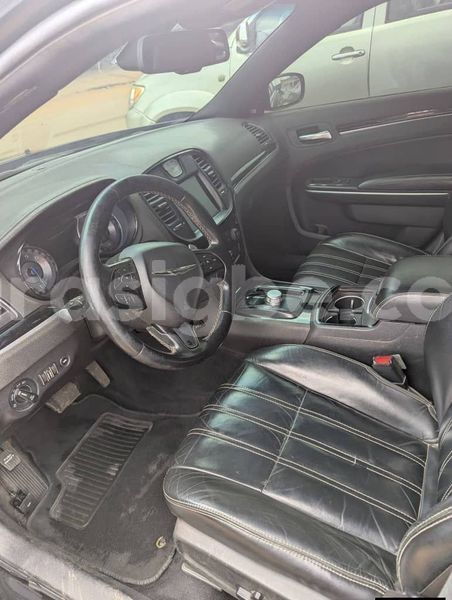 Big with watermark chrysler 300 maritime lome 11228