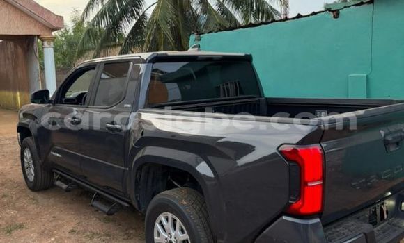 Acheter Occasion Voiture Toyota Tacoma Bleu à Lomé, Maritime Acheter Occasion Voiture Toyota Tacoma Bleu à Lomé, Maritime
