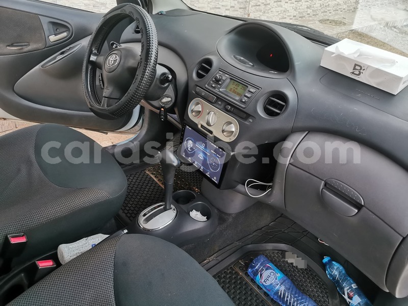Big with watermark toyota yaris maritime lome 11238