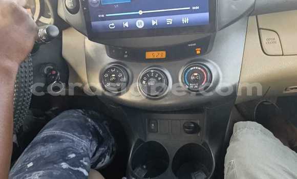 Buy Used Toyota RAV4 Blue Car in Lome in West africa Buy Used Toyota RAV4 Blue Car in Lome in West africa
