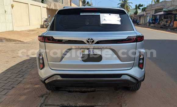 Buy Used Toyota Urban Cruiser Silver Car in Lome in Togo Buy Used Toyota Urban Cruiser Silver Car in Lome in Togo