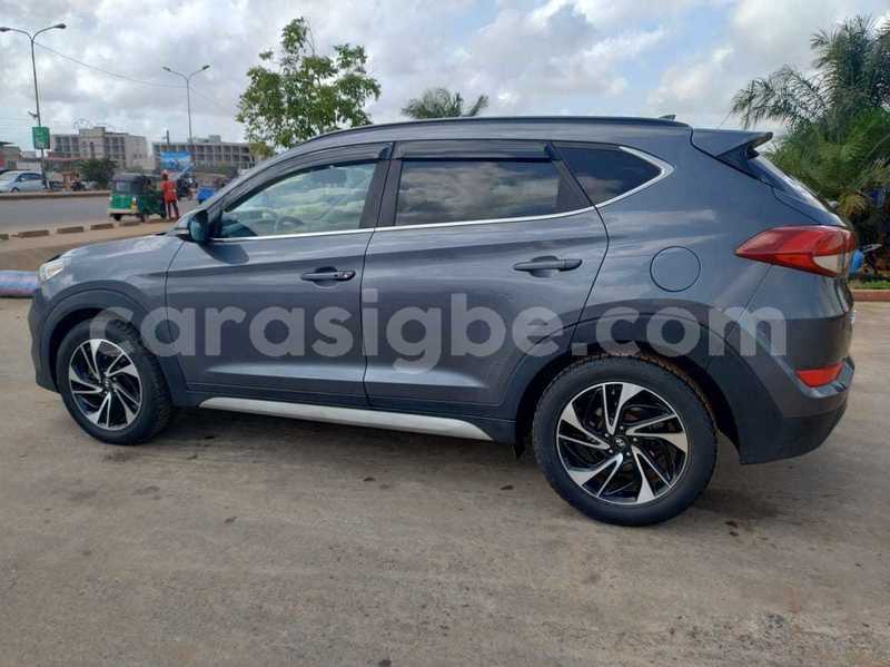 Big with watermark hyundai tucson maritime lome 11253