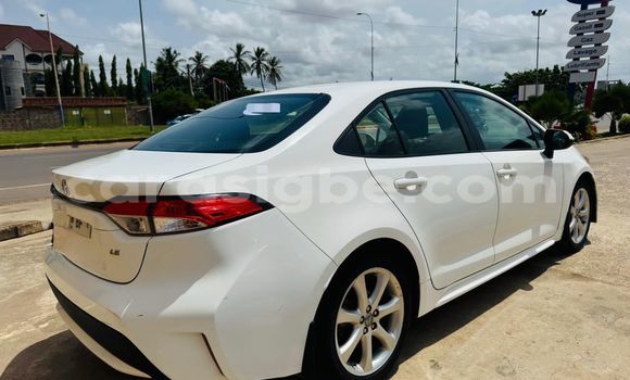 Buy Used Toyota Corolla White Car in Lome in Maritime Buy Used Toyota Corolla White Car in Lome in Maritime