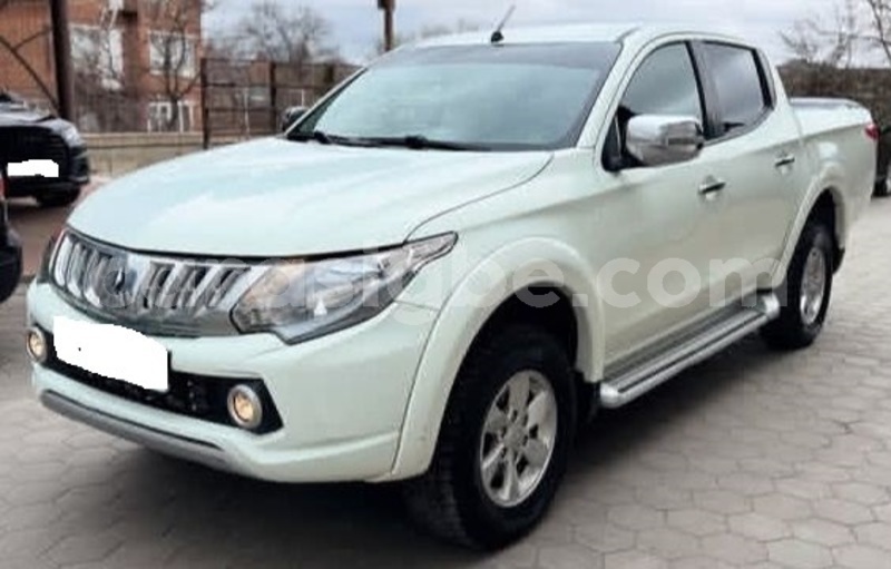 Big with watermark mitsubishi l200 maritime lome 11261