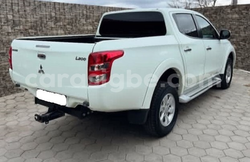 Big with watermark mitsubishi l200 maritime lome 11261