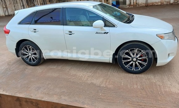 Buy Used Toyota Venza White Car in Lome in West africa Buy Used Toyota Venza White Car in Lome in West africa