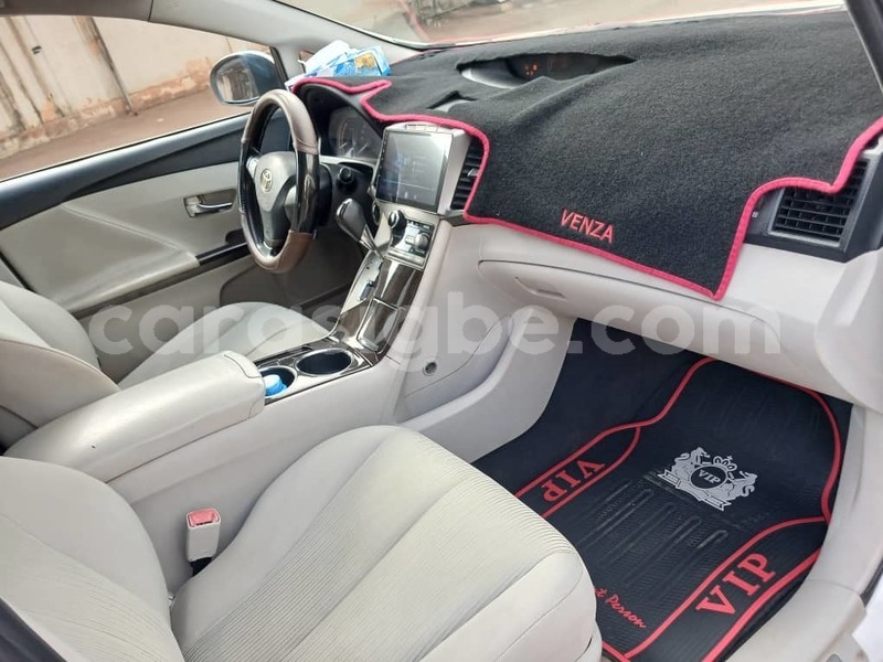 Big with watermark toyota venza west africa lome 11266