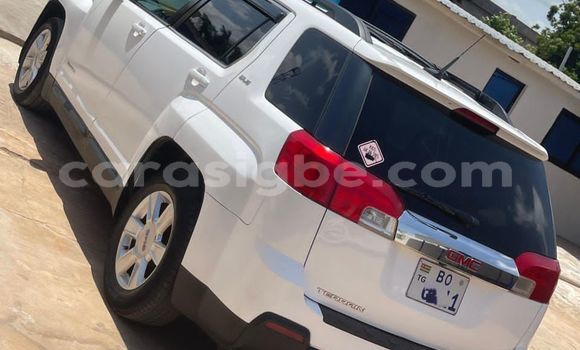 Buy Used GMC Terrain White Car in Lome in Togo Buy Used GMC Terrain White Car in Lome in Togo