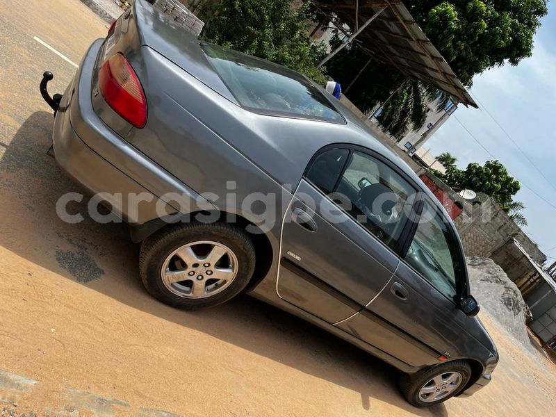 Big with watermark toyota avensis maritime lome 11272