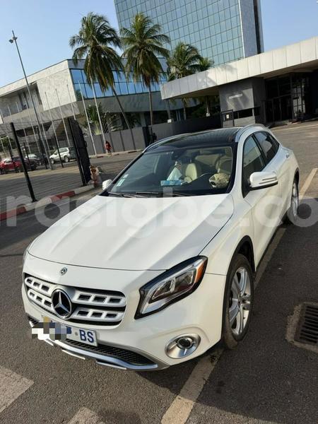 Big with watermark mercedes benz gla klasse maritime lome 11273