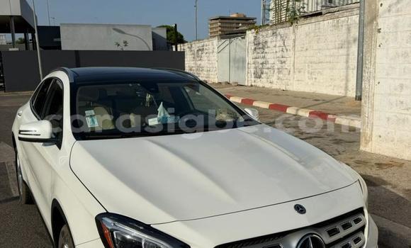 Acheter Occasion Voiture Mercedes‒Benz GLA-klasse Blanc à Lomé, Maritime Acheter Occasion Voiture Mercedes‒Benz GLA-klasse Blanc à Lomé, Maritime