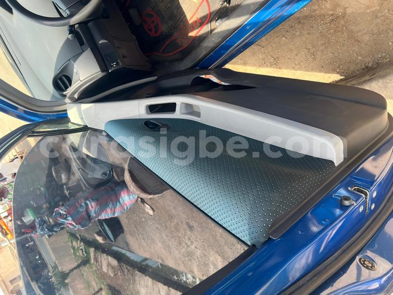 Big with watermark toyota yaris maritime lome 11276