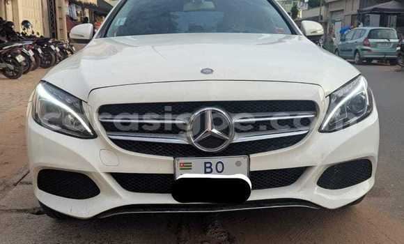 Acheter Occasion Voiture Mercedes-Benz C-Classe Blanc à Lomé, Togo