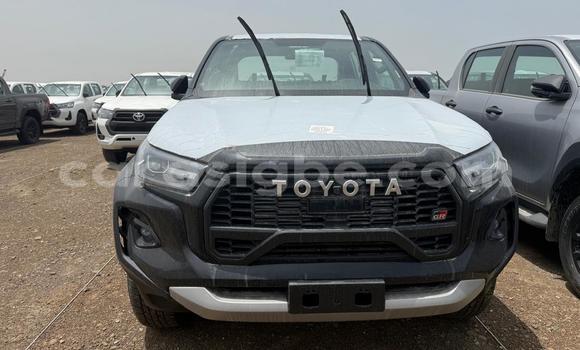 Buy Import Toyota Hilux Black Car in Lome in Togo