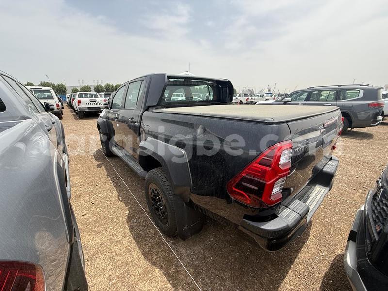 Big with watermark toyota hilux togo lome 11290