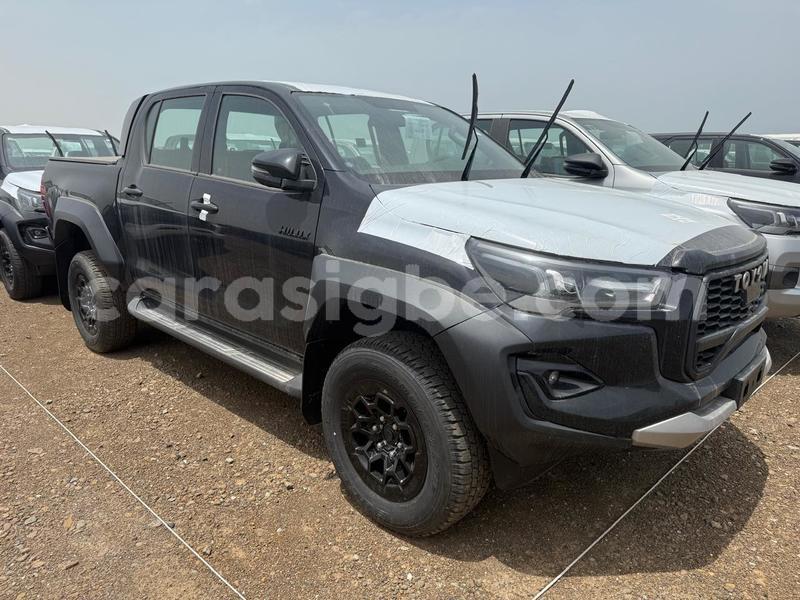 Big with watermark toyota hilux togo lome 11290