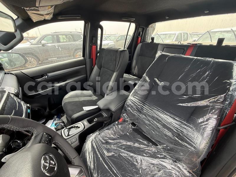 Big with watermark toyota hilux togo lome 11290