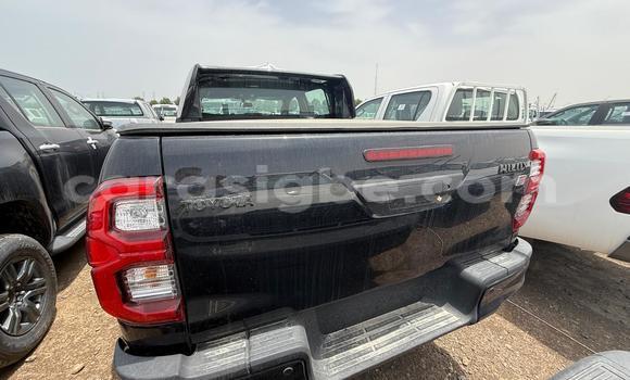 Acheter Import Voiture Toyota Hilux Noir à Lomé, Togo Acheter Import Voiture Toyota Hilux Noir à Lomé, Togo