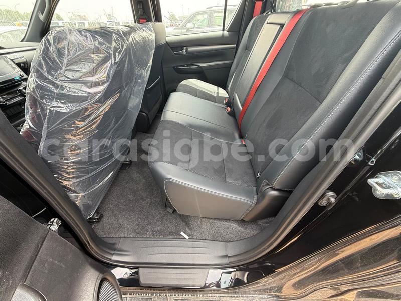 Big with watermark toyota hilux togo lome 11290