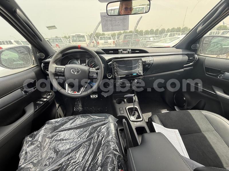 Big with watermark toyota hilux togo lome 11290